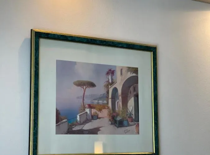 Mondial Comfort - Frankfurt Centre 3*