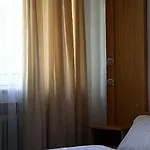 Mondial Comfort - Frankfurt Centre 호텔