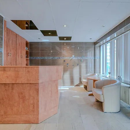 Mondial Comfort - Frankfurt Centre 3*
