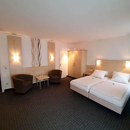 Mondial Comfort - Frankfurt Centre 3*