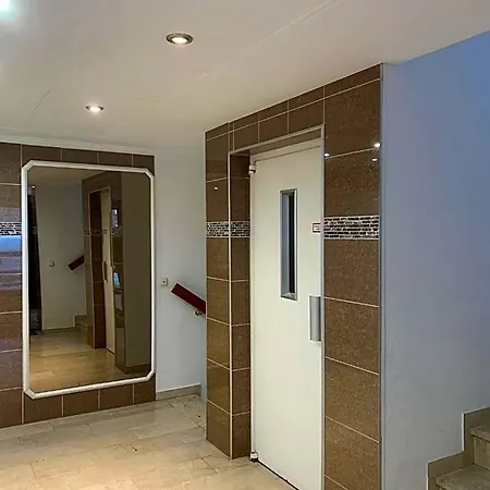 Mondial Comfort - Frankfurt Centre Отель Франкфурт-на-Майне