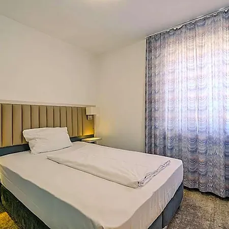 Mondial Comfort - Frankfurt Centre Отель 3*
