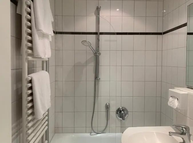 酒店 Mondial Comfort - Frankfurt Centre 美因河畔法兰克福