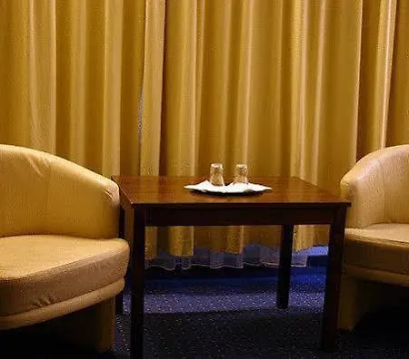 Mondial Comfort - Frankfurt Centre 호텔 3*