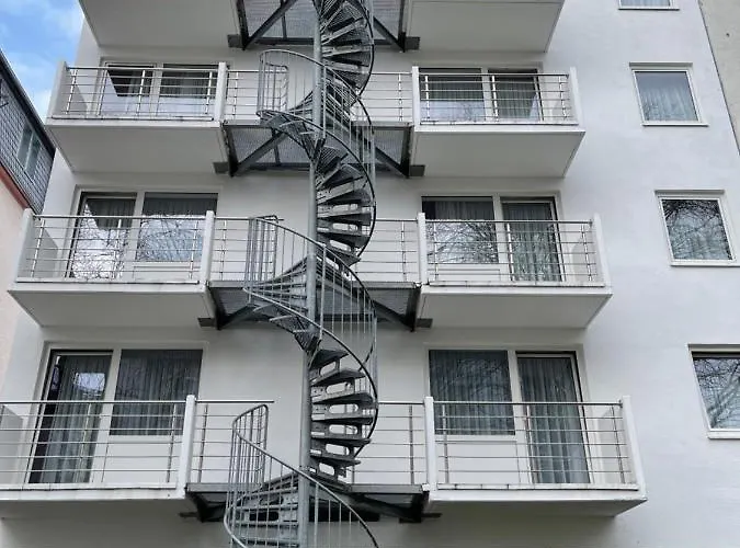 Szálloda Mondial Comfort - Frankfurt Centre 3*